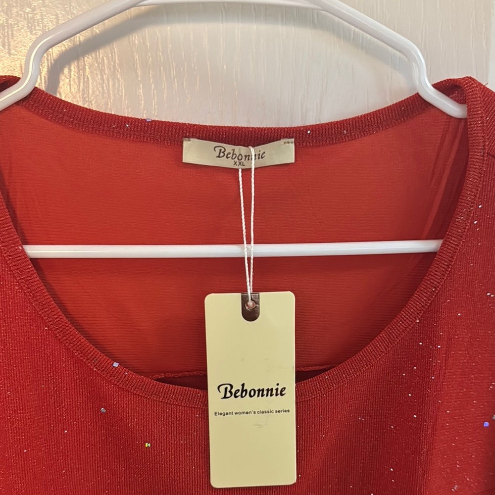 Elegant Red With Gold Threads Women's Top - Picture 3 of 15